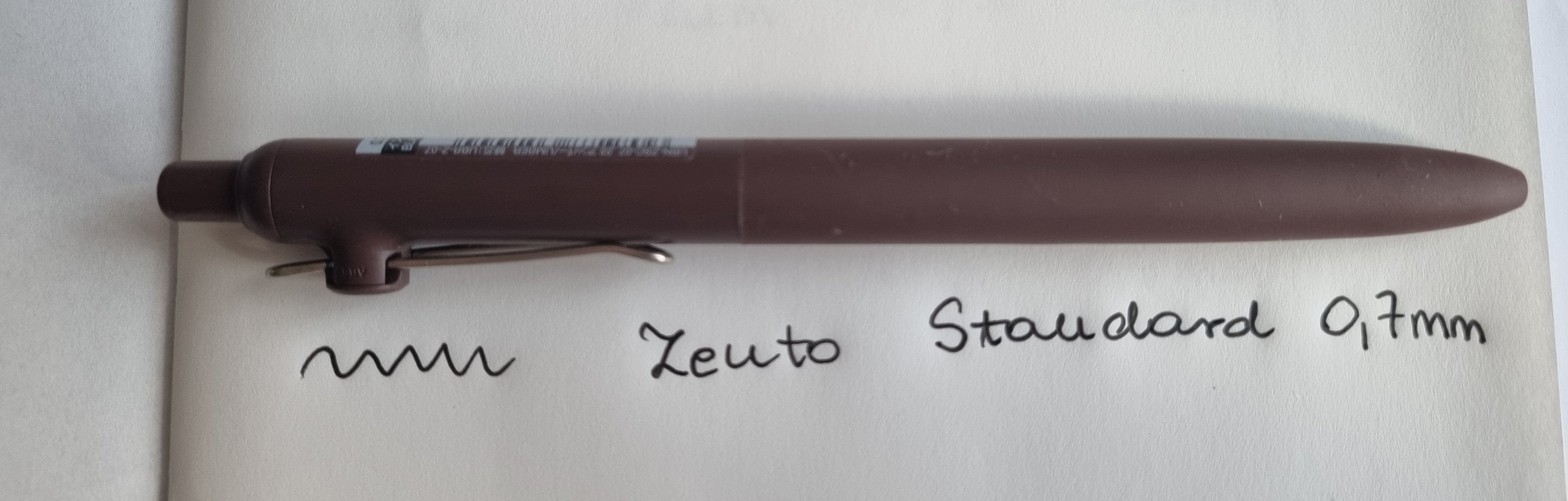 Mitsubishi Uni-ball ZENTO Standard Gel Pen 0.7mm