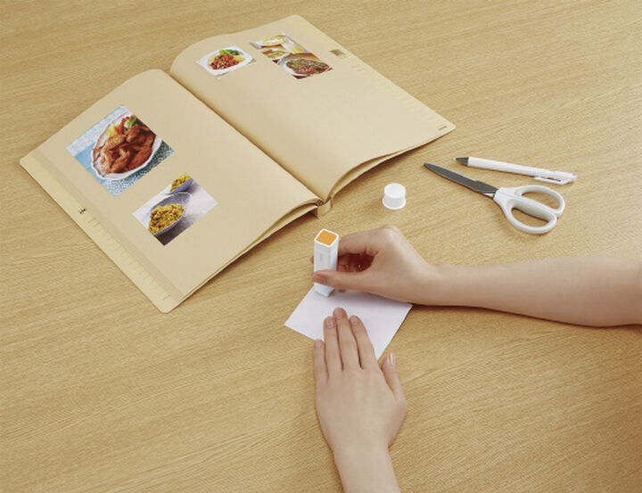 KOKUYO - Gloo Stick Glue Wrinke Free